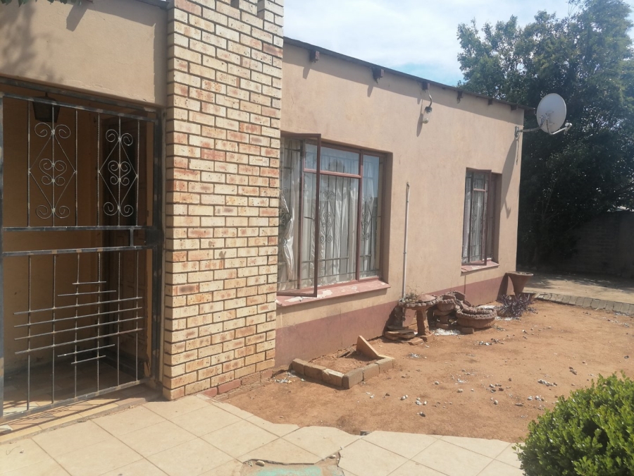 2 Bedroom Property for Sale in Heidedal Free State